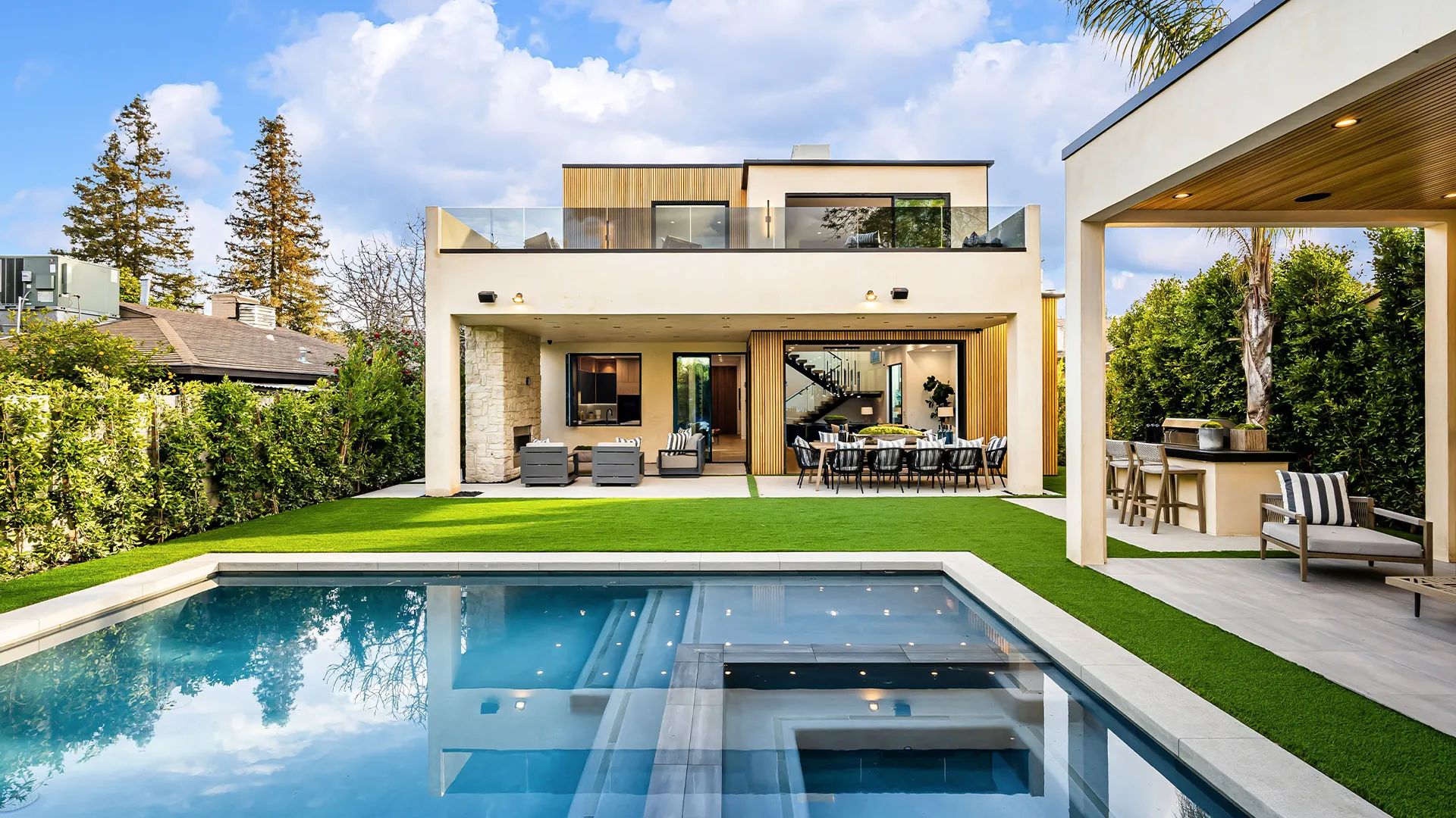 Architecture — pool day